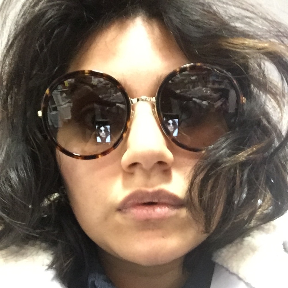 Meet your Posher, Francisca